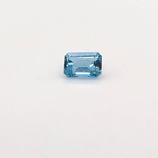 Aquamarine - Blue - Baguette - 0.75 carat - Inclusion
